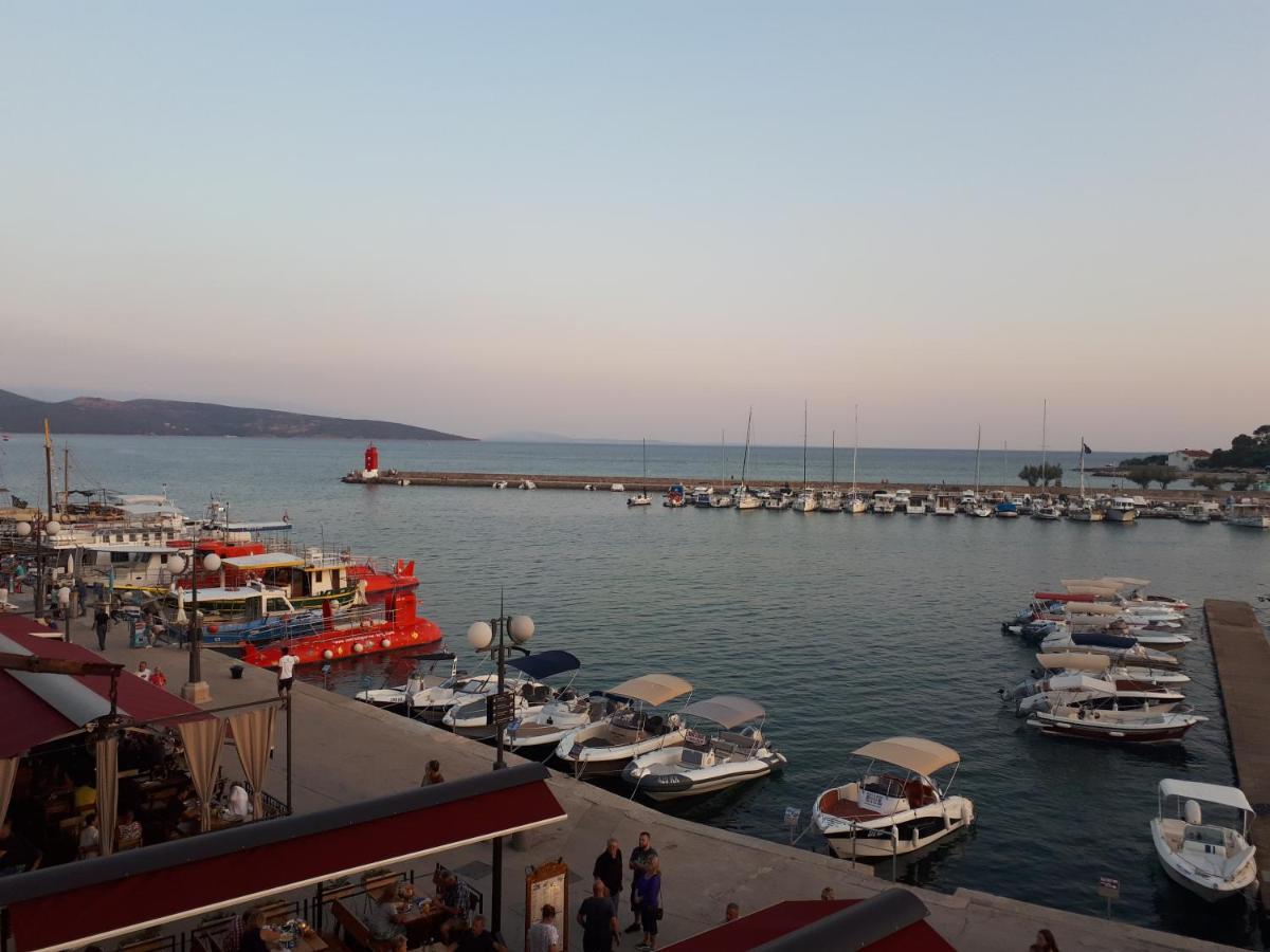 Apartment Ribica Krk Island ภายนอก รูปภาพ