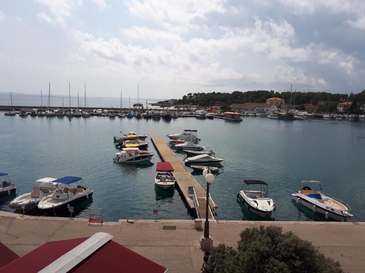 Apartment Ribica Krk Island ภายนอก รูปภาพ
