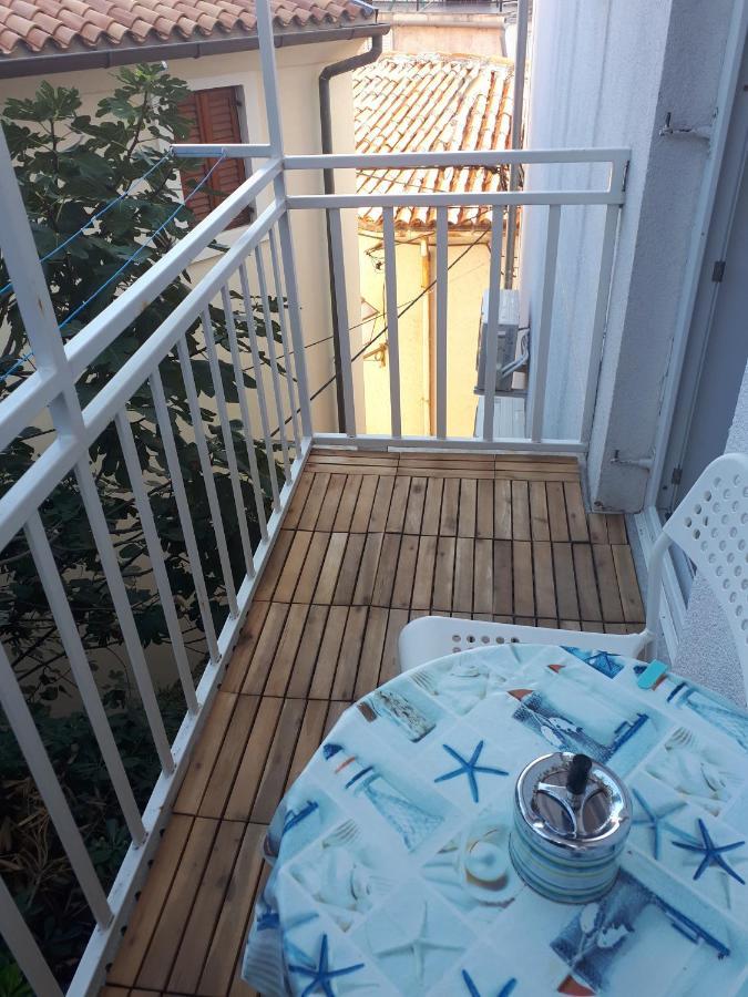 Apartment Ribica Krk Island ภายนอก รูปภาพ