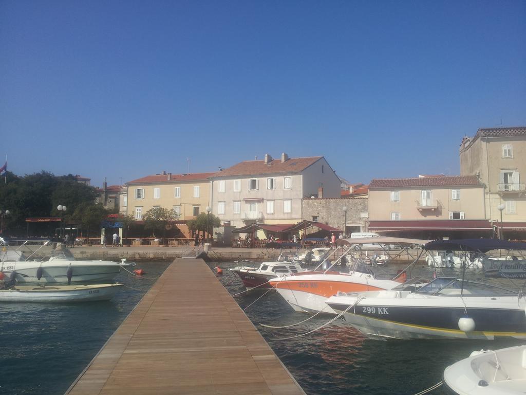 Apartment Ribica Krk Island ภายนอก รูปภาพ
